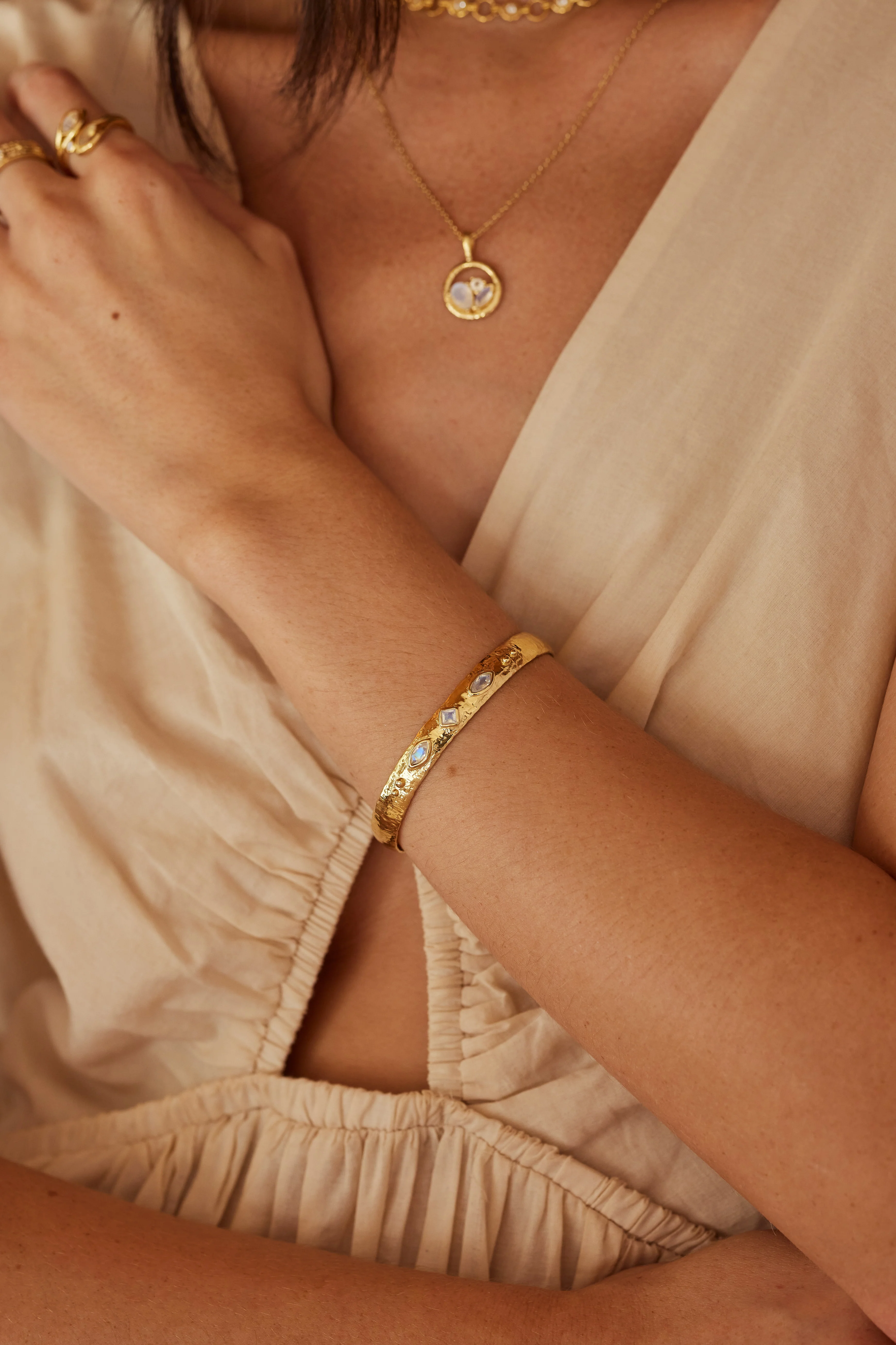 Coronet Moonstone Gold Cuff - Image 3