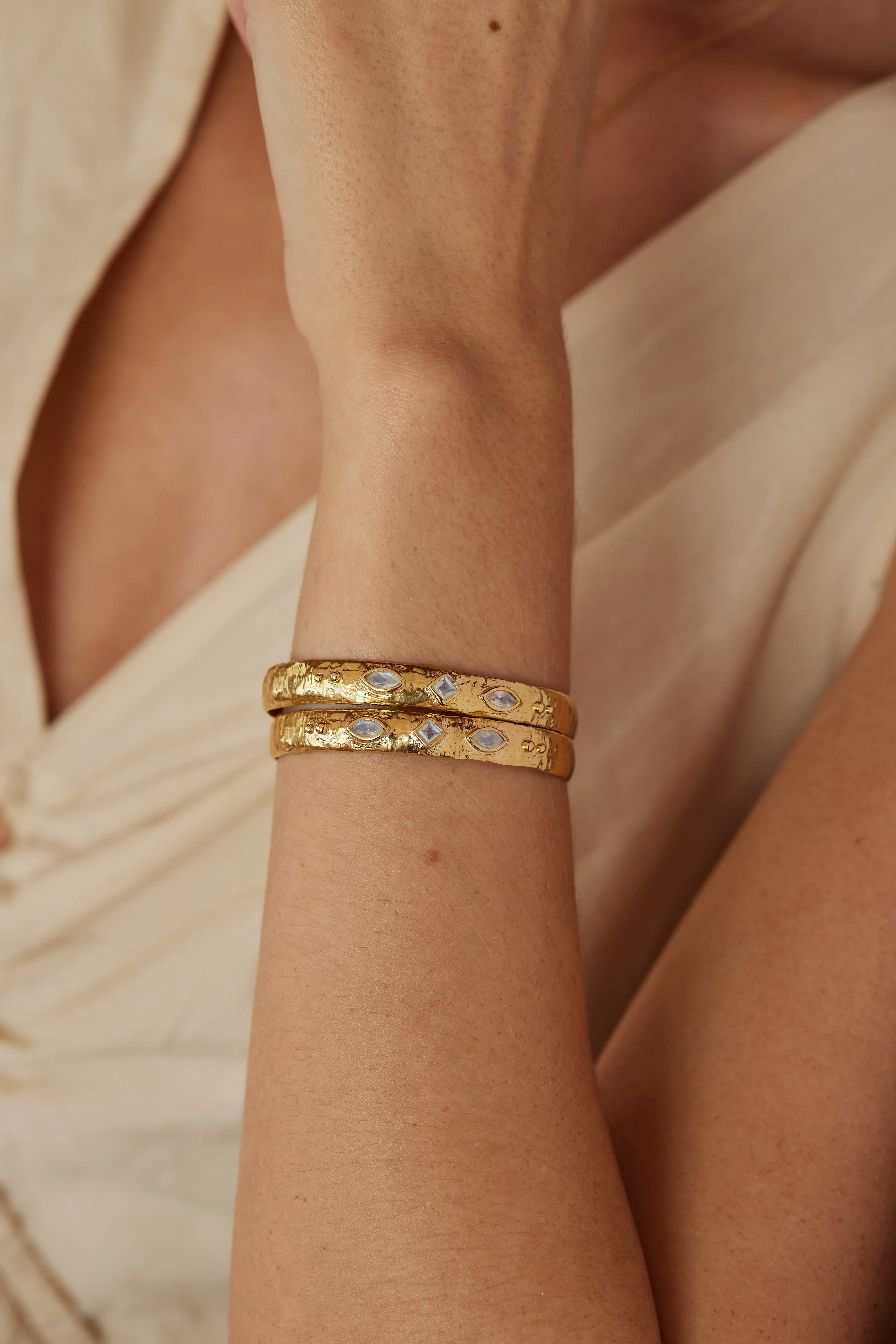 Coronet Moonstone Gold Cuff - Image 5