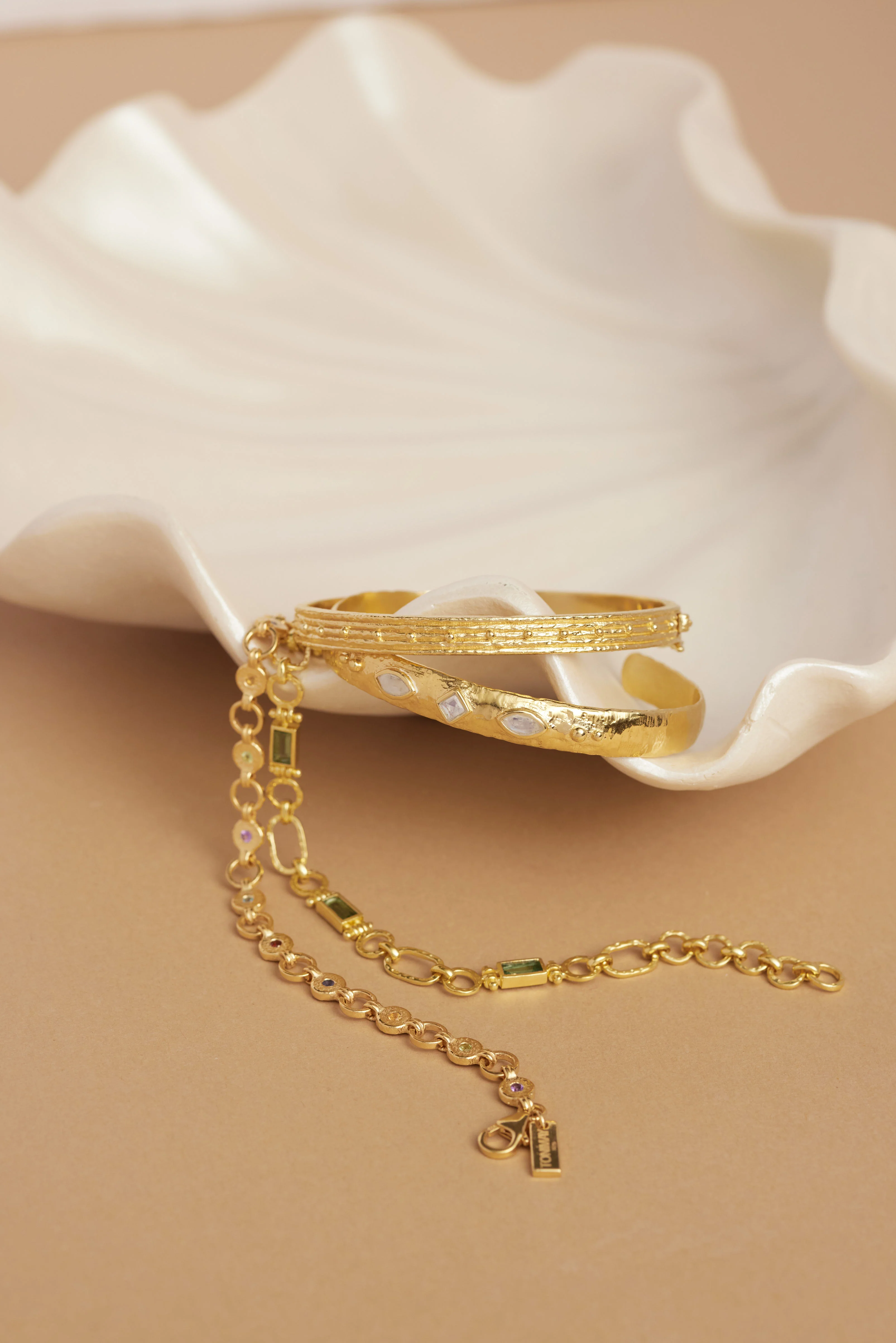 Coronet Moonstone Gold Cuff - Image 7