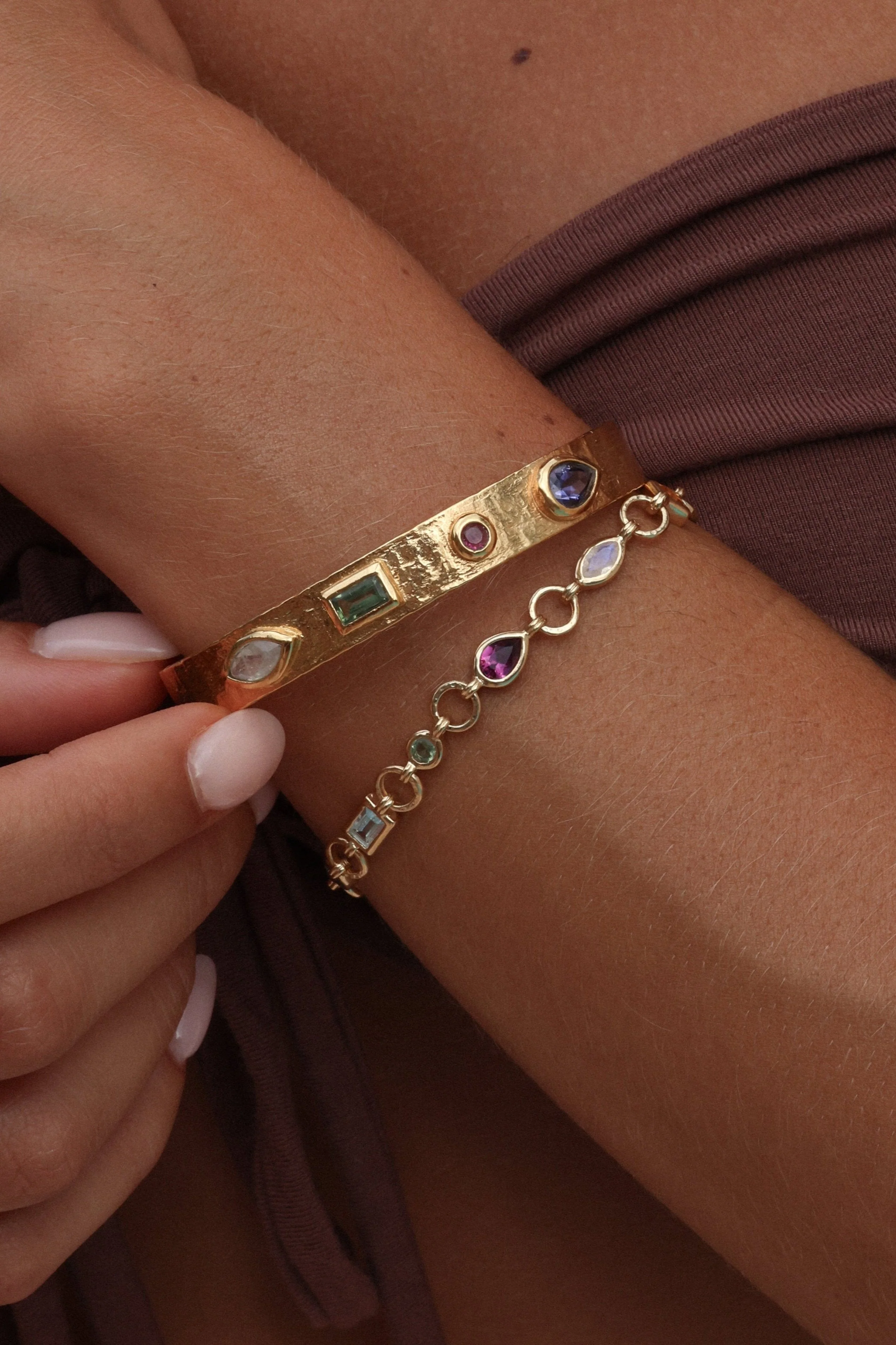 Aria Gold Cuff - Image 5