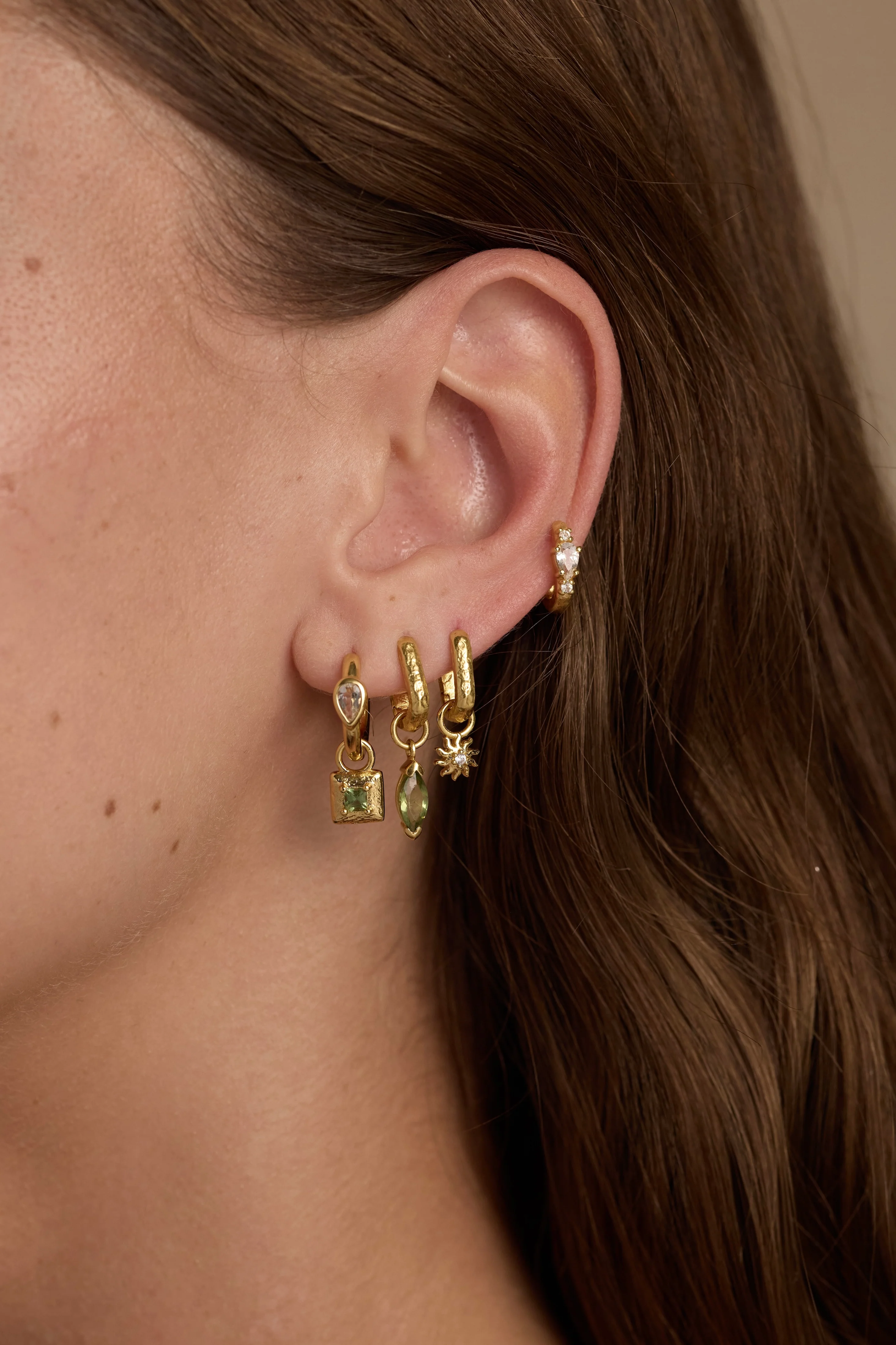 Ida Apatite Gold Charm - Image 2