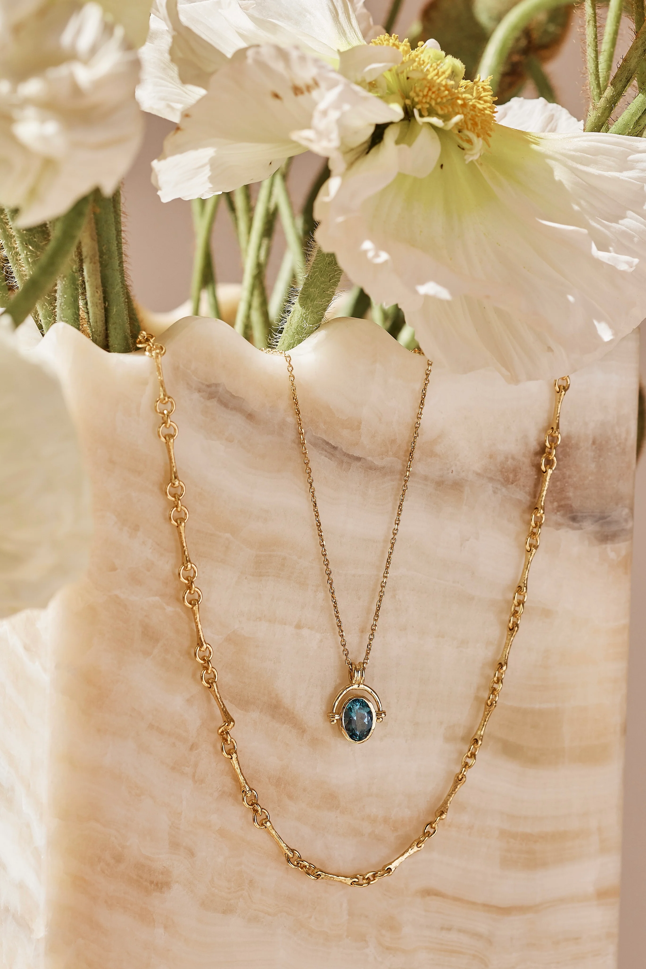 Mira Topaz Gold Necklace - Image 4