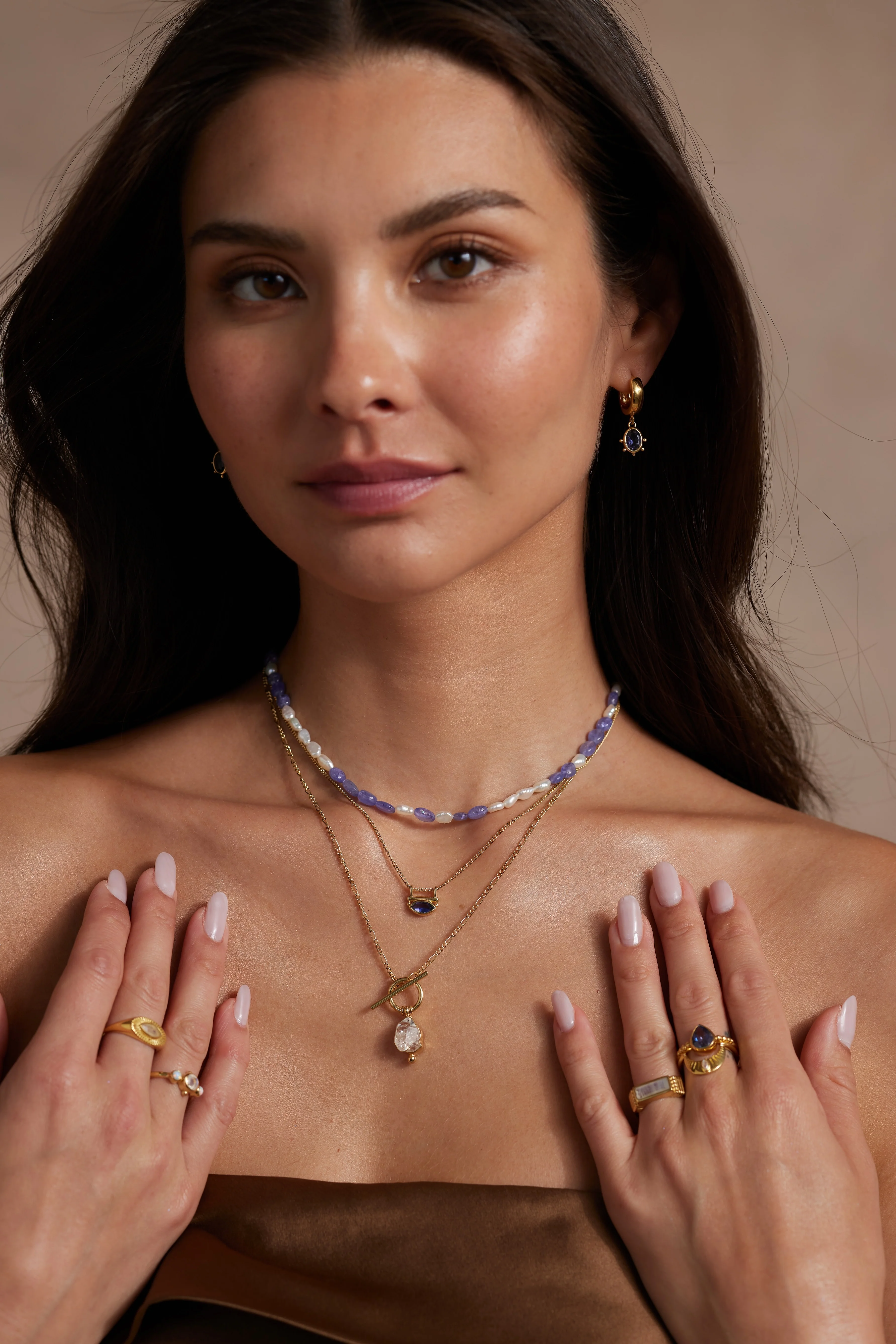 Nyra Iolite Gold Necklace - Image 4