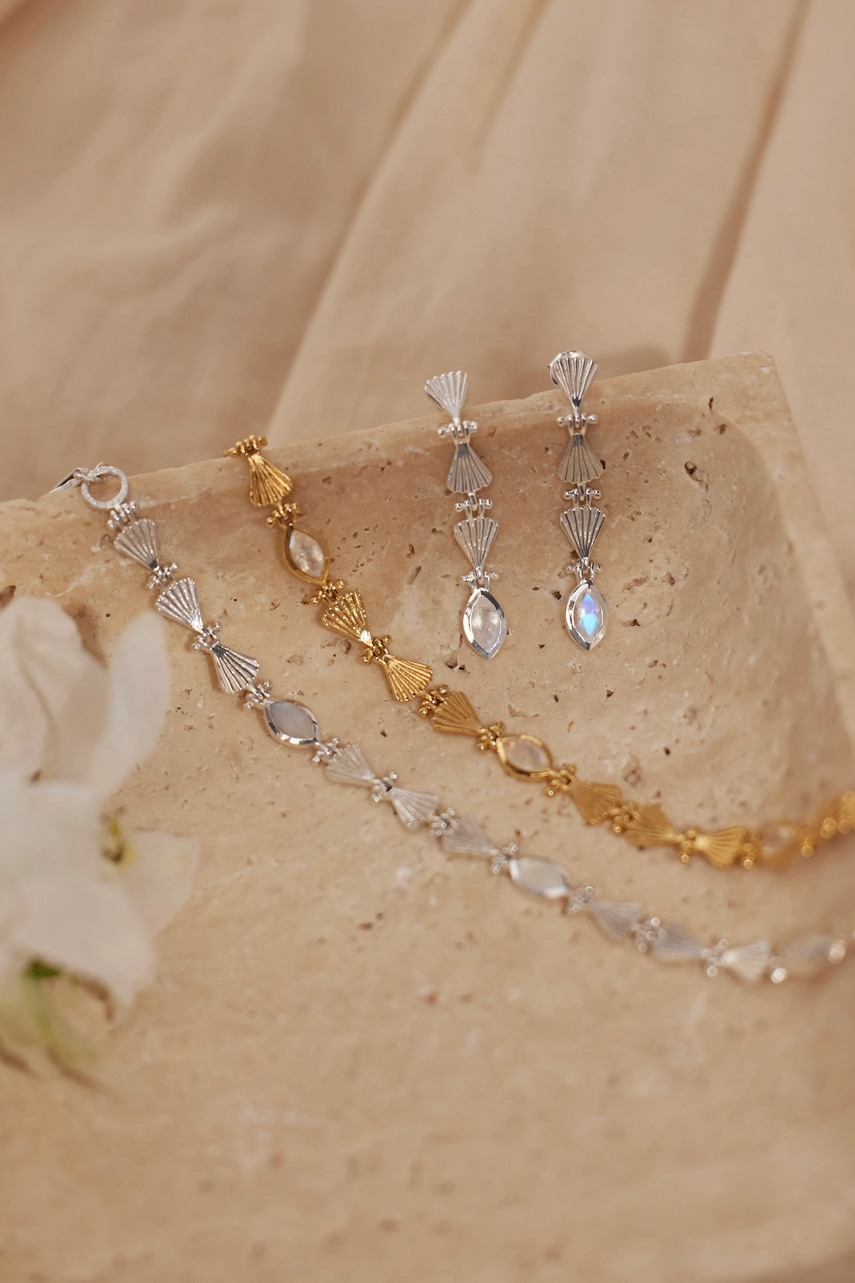 Octavia Moonstone Silver Earrings - Image 3