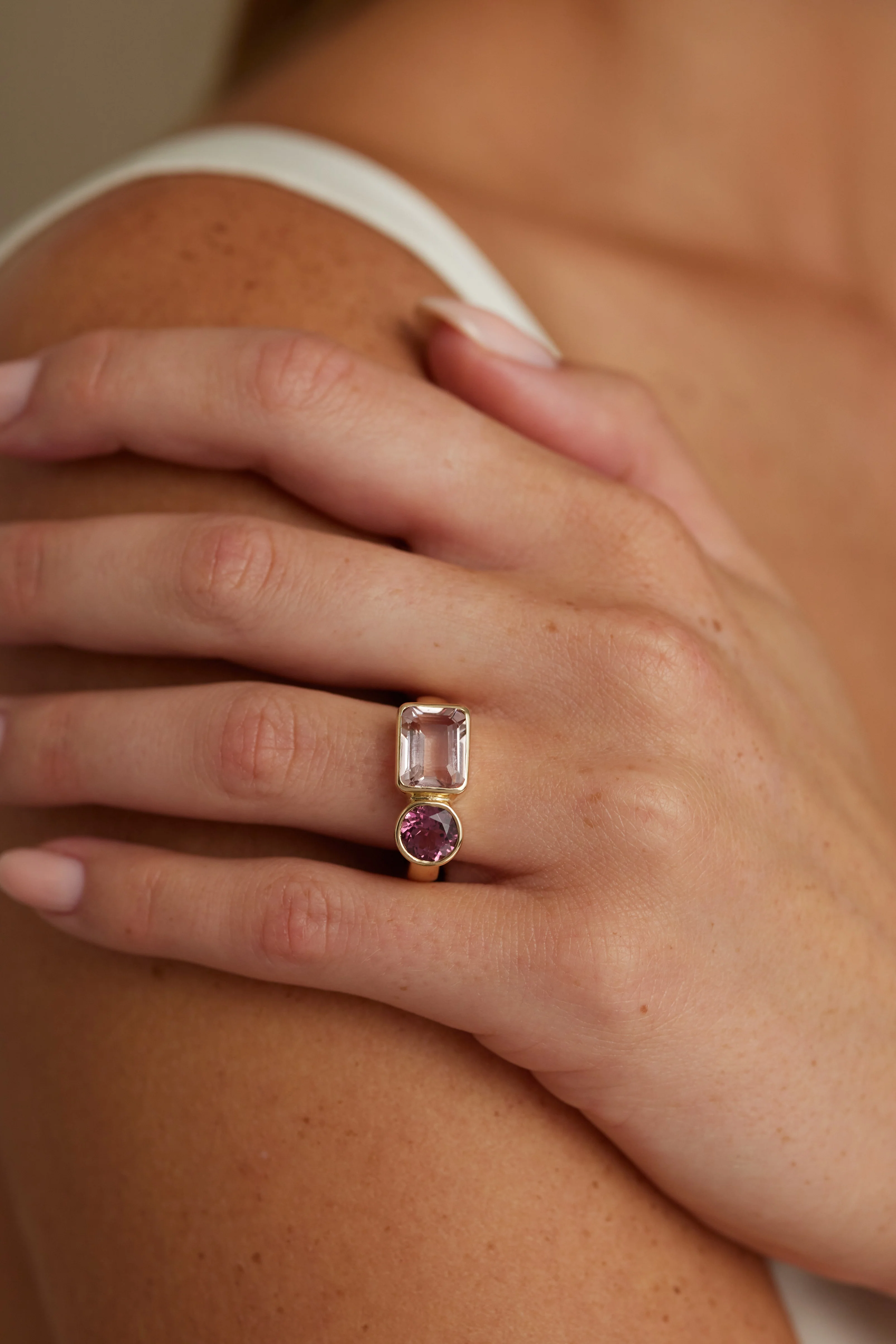 Rosé Twin 14K Yellow Gold Band - Image 2