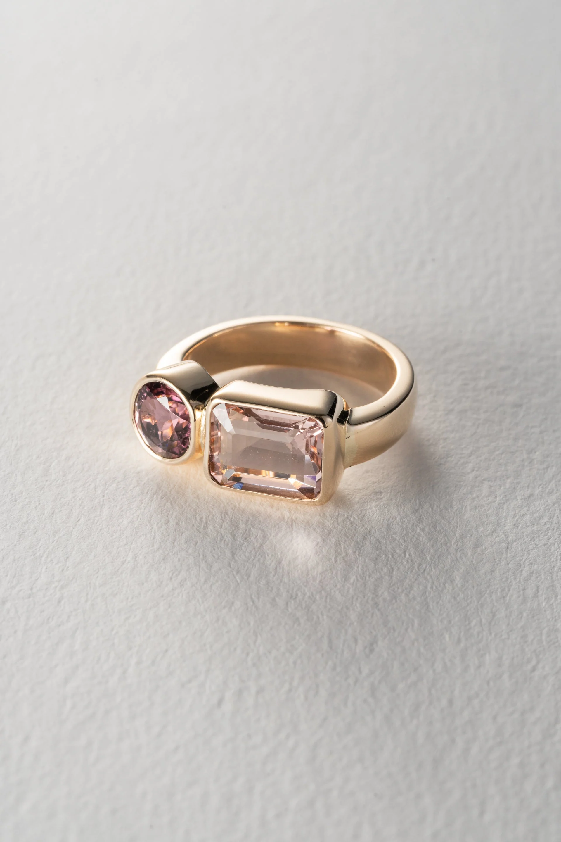 Rosé Twin 14K Yellow Gold Band - Image 4