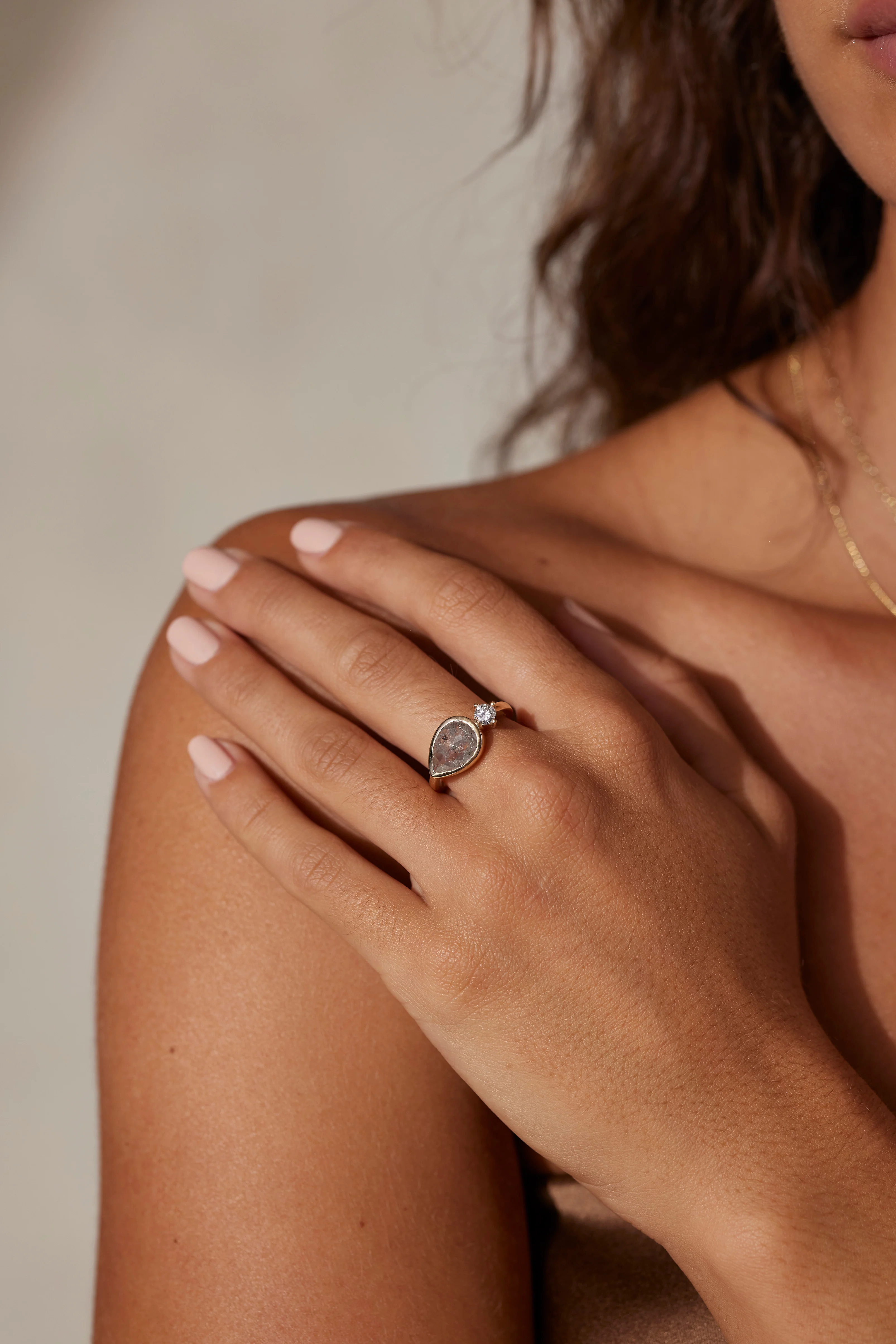 Selene Grey Diamond 14K Yellow Gold Ring - Image 4