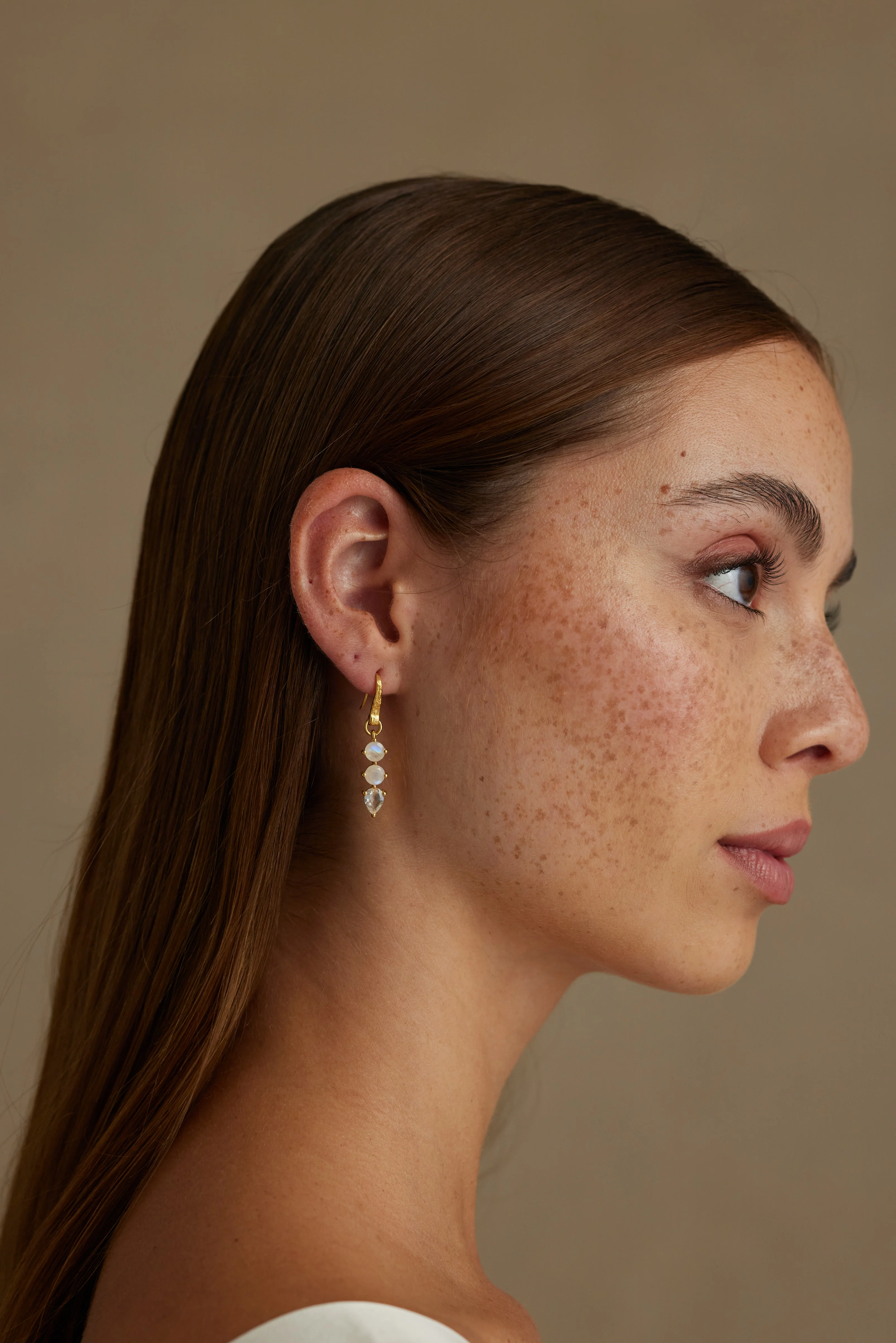 Clementine Gold Earrings - Image 3