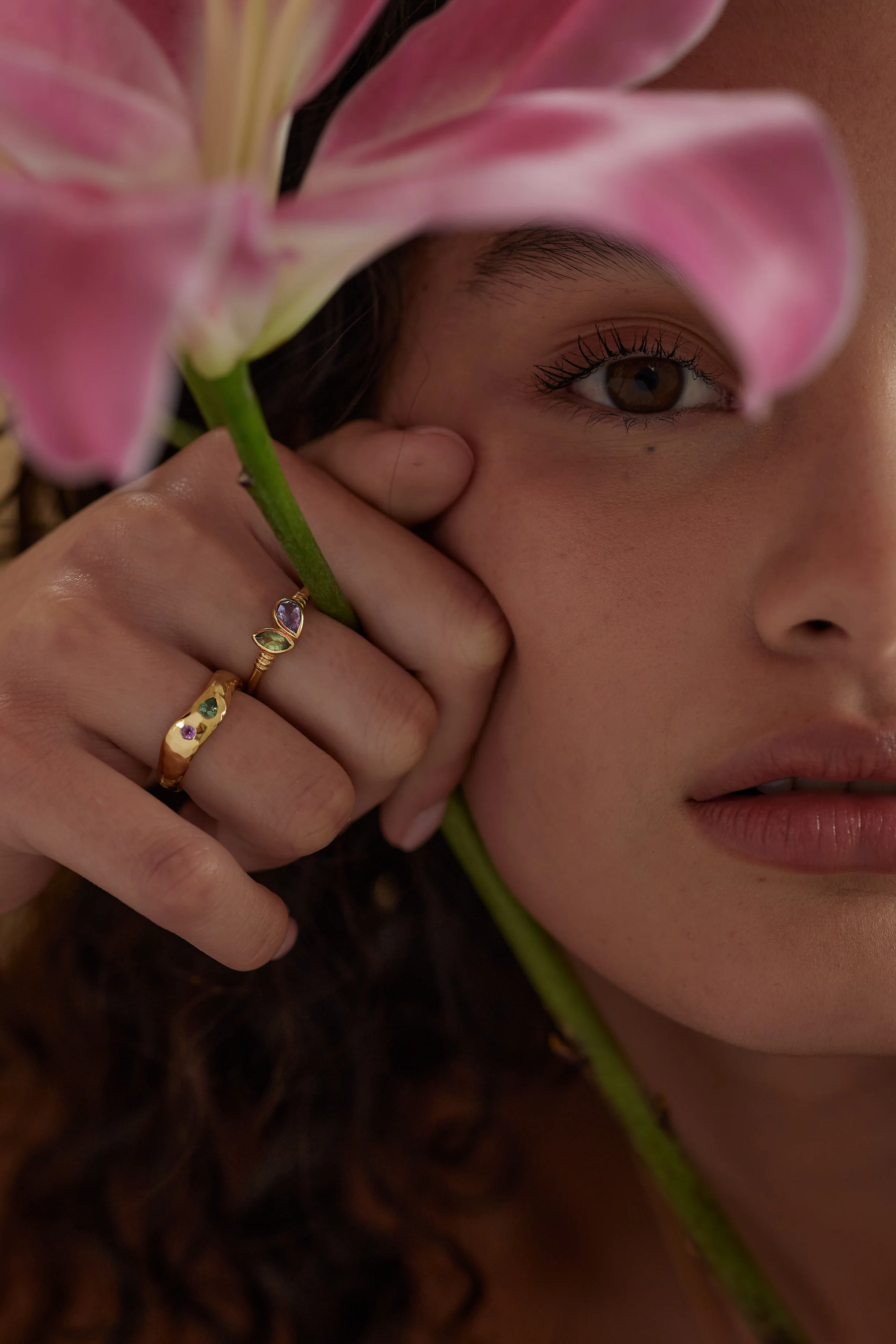 Willa Apatite Gold Ring - Image 2