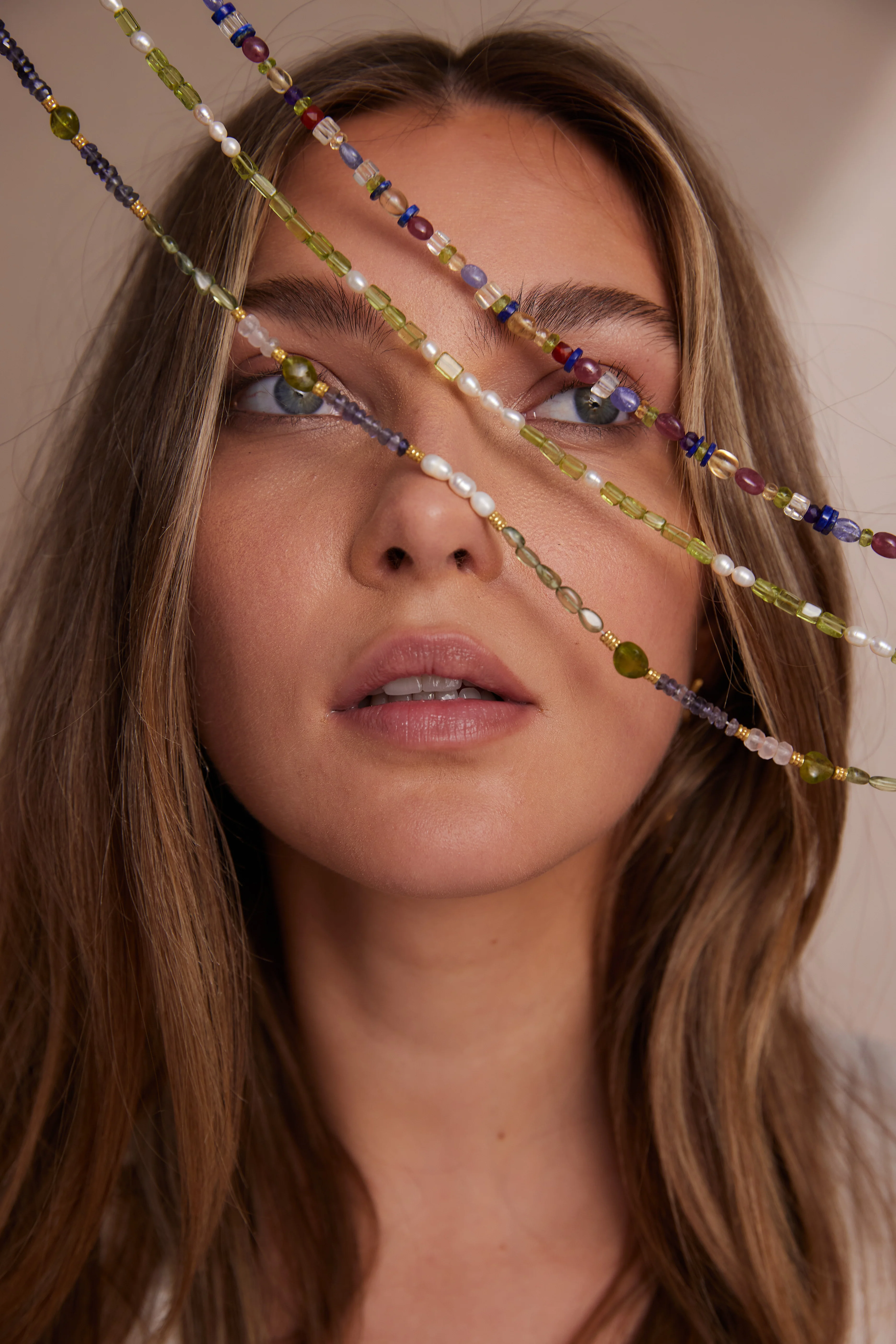 Wren Gold Beaded Necklace - Image 3